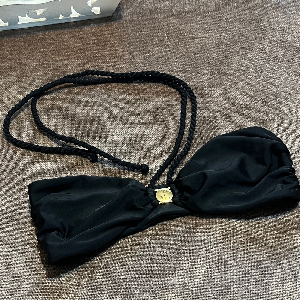 Camila Coelho Elegant Black Women's Bikini Top - Size Medium